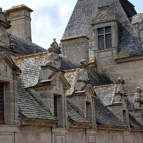 Château de Kerjean, à Saint Vougay - jpg 